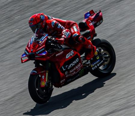 MotoGP Spanyol 2025: Bagnaia Hadapi Tantangan, Saksikan Sesi Kualifikasi dan Sprint Race