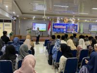 PT Astra Agro Lestari Tbk melalui program Astra Agro Goes to Campus berbagi wawasan dan pengalaman mengenai pengelolaan industri kelapa sawit berkelanjutan kepada mahasiswa Fakultas Pertanian Universitas Andalas, Kamis (4/6/2026).