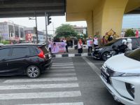 Kualitas Udara Pekanbaru Sempat Level Berbahaya, PKS Turun ke Jalan Berbagi Masker