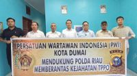 PWI Dumai siap bersinergi dengan Polda Riau berantas TPPO (foto/bambang)