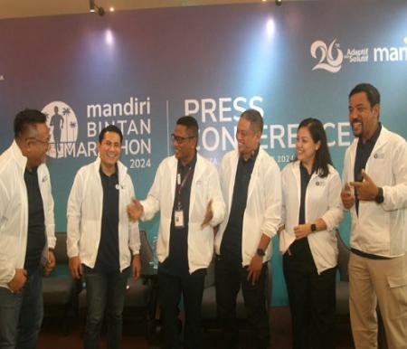 Jajaran direksi Bank Mandiri dalam konferensi pers Mandiri Bintan Marathon 2024.(foto: istimewa)