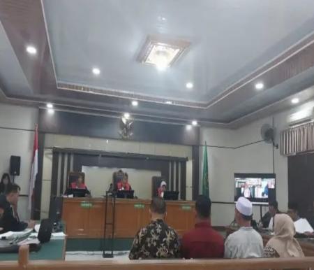 Bersaksi di Sidang, Ini Kata Bupati Inhil Saat Ditanya Kasus Paket Ramadan Baznas