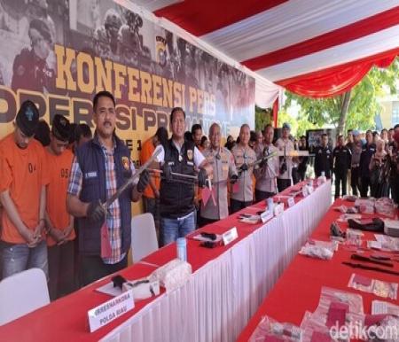Polda Riau Amankan 169 Preman dan Anggota Geng Motor dalam Operasi Pekat