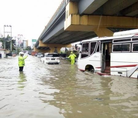 ilustrasi: Banjir di Pekanbaru. 