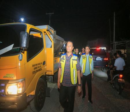 Pemko Pekanbaru gesa perbaikan jalan rusak jelang Lebaran Idulfitri 2025 (foto/dini)