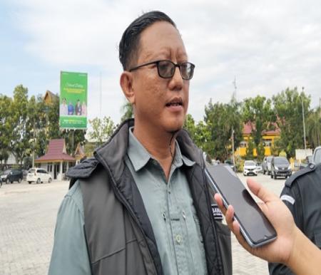 Taufik Hidayat, Koordinator Divisi Sumber Daya Manusia, Organisasi, Pendidikan, dan Pelatihan Bawaslu Pekanbaru (foto/Dini)