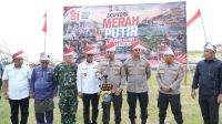Bupati Zukri dan Polda Riau perkuat ketahanan pesisir sekaligus semangat kebangsaan.(foto: andi/halloriau.com)