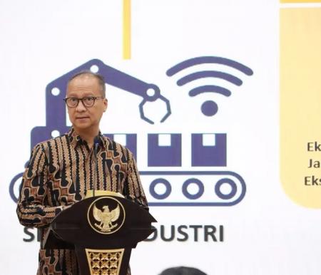 Menteri Perindustrian Agus Gumiwang Kartasasmita pada Rapat Kerja Dukungan Proyek Strategis Nasional dalam Rangka Percepatan Pertumbuhan Ekonomi dan Sektor Industri di Jakarta, Senin, 2 Desember 2024. (Kemenperin/Istimewa)