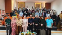 Program Pascasarjana Ilmu Komunikasi Unri menggelar kuliah umum bertajuk bahas isu perempuan untuk kepentingan politik (foto/riki)