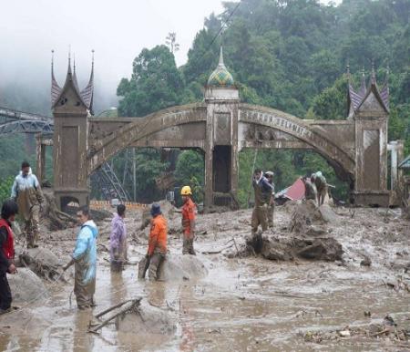 Polda Riau Ungkap Anggota Hilang Saat Banjir Bandang Sumbar, Operasi Pencarian Masih Berlanjut