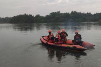 Tim SAR gabungan melanjutkan operasi pencarian di Sungai Kampar, Desa Muara Jalai, Kecamatan Kampar Utara, Kabupaten Kampar (foto/int)