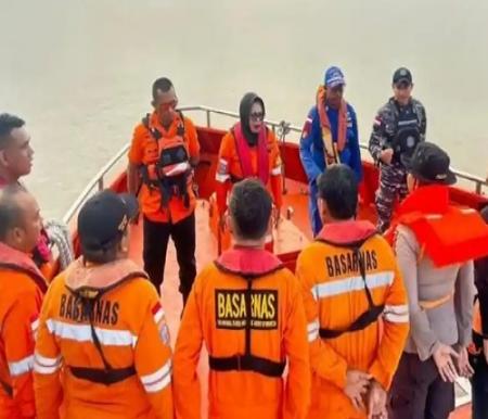 Awak Speedboat Hilang di Meranti Diduga Terbawa Arus hingga Kuala Kampar