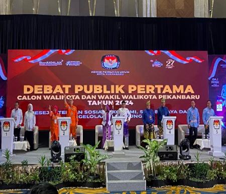 Debat Pilwako Pekanbaru 2024.(foto: dini/halloriau.com)