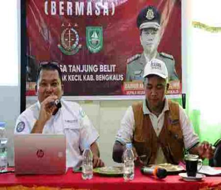 BPJS Kesehatan Cabang Dumai melakukan sosialisasi Program JKN di Desa Tanjung Belit.(foto: istimewa)