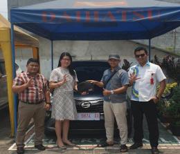 Penyerahan unit perdana New Sigra di Capella Daihatsu Duri