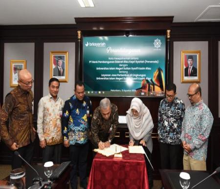 Wujudkan Sistem Keuangan Syariah di Kampus, BRK Syariah Gandeng UIN Suska Riau
