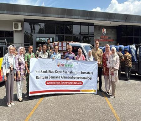 BRK Syariah Salurkan Donasi dan Bantuan untuk Korban Bencana Hidrometeorologi di Sumatra