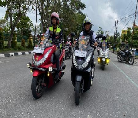 Bikers HPCI Kampar Chapter saat hangout ke Hutan Pinus Bangkinang.(foto: istimewa)