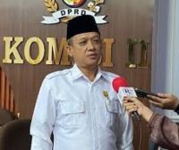 Ketua Komisi II DPRD Kota Pekanbaru, Zainal Arifin (foto/int)