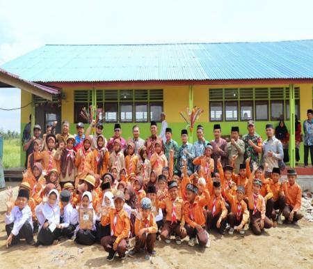 Dompet Dhuafa meresmikan gedung baru Madrasah Ibtidaiyah Swasta (MIS) Nurul Huda di Desa Pulau Palas (foto/ist)