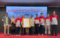 JNE meraih sertifikasi halal untuk layanan logistik dari BPJPH (foto/ist)