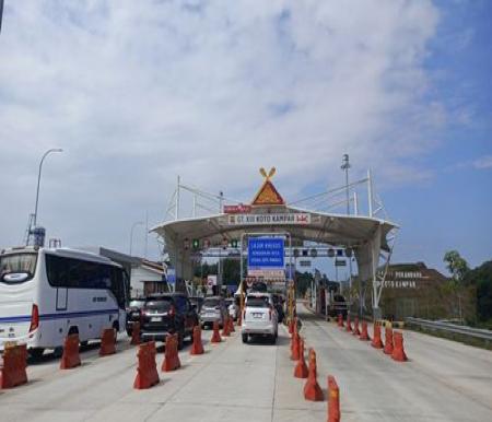 Pintu Tol XIII Koto Kampar.(foto: hk)