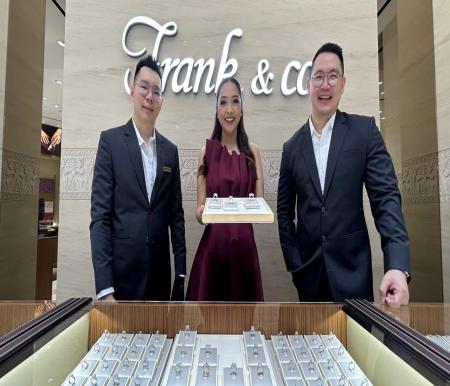 Reopening Frank & co. di Mal SKA Pekanbaru.(foto: budy/halloriau.com)