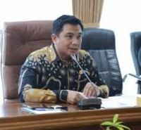 Pelaksana Harian (Plh) Asisten Bidang Perekonomian dan Pembangunan Setdako Pekanbaru, Zulhelmi Arifin.