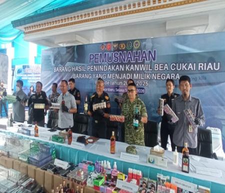 Perketat Penindakan, DJBC Riau Musnahkan Barang Selundupan Sepanjang 2024-2025 Senilai Rp44 Miliar