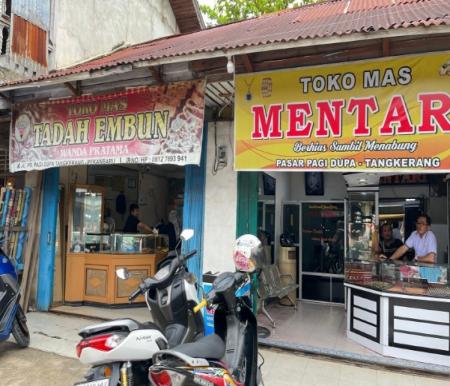 Ekonomi Sulit, Warga Pekanbaru Ramai Jual Emas Perhiasan