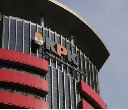 KPK Periksa Gubernur Kalbar Ria Norsan Terkait Dugaan Korupsi Proyek Jalan di Mempawah