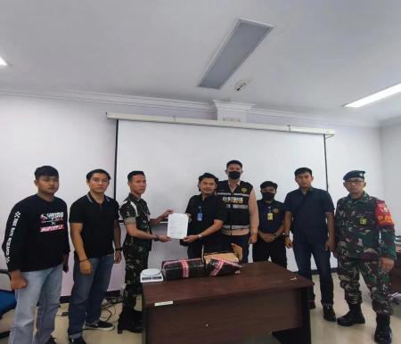 Petugas Bandara SSK II Pekanbaru Gagalkan Penyelundupan 365 Gram Ganja