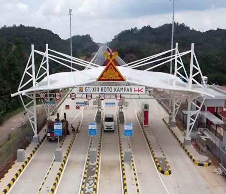 Gerbang tol XIII Koto Kampar.(foto: int)