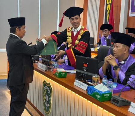 Ketua Baznas RI Prof Noor Achmad Jadi Penguji Eksternal Ujian Doktor di UIR, Dr Endar Muda Lulus dengan Pujian