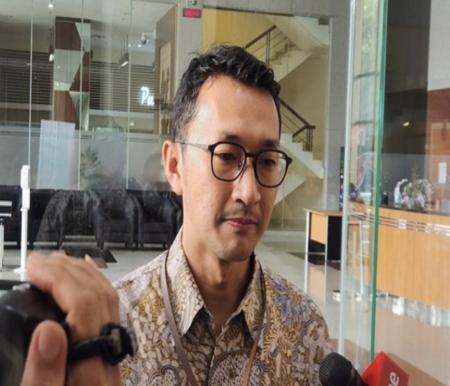 KPK Sita Uang Asing Saat Geledah Rumah Dinas Plt Gubri SF Hariyanto  