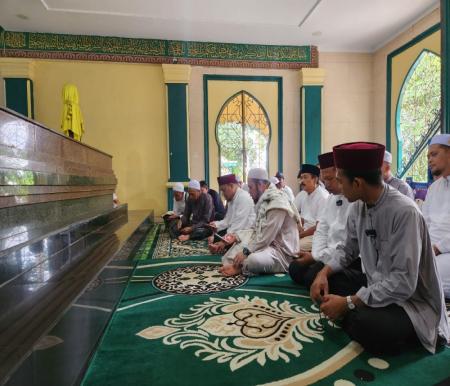 Cagubri, Abdul Wahid ziarah ke Makam Marhum Pekan, Sultan Muhammad Ali Abdul Jalil Muazzam Syah (foto/dini)