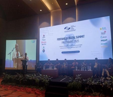 XLSMART Perkuat Ekosistem Digital Lewat Pentahelix Digital Summit Palembang 2025