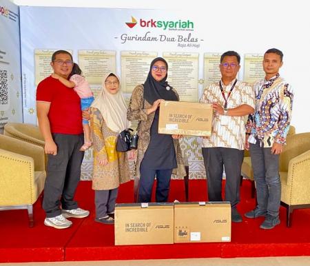BRK Syariah Perkuat Komitmen Pendidikan Inklusif, Salurkan Bantuan CSR ke SLB Pelita Nusa Pekanbaru