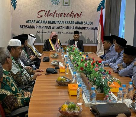 PW Muhammadiyah Riau kunjungan Atase Agama Kedutaan Besar Arab Saudi Syaikh Ahmed bin Essa Al-Hazmi, Rabu (14/8/2024) (foto:rinai/HalloRiau) 