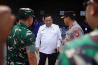 Kapolda Riau Irjen Pol, Herry bersama Plt Gubernur Riau SF Hariyanto (foto/ist)
