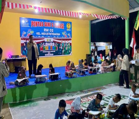 Lomba Mewarnai KKN Umri Kelompok 11: Meriahkan Malam Kemerdekaan dengan Kreativitas dan Kebersamaan