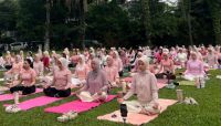 ARYADUTA Pekanbaru dan Bloomin Wellness ajak masyarakat hidup sehat lewat yoga (foto/ist)