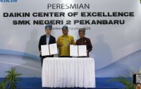 DAIKIN pilih SMKN 2 Pekanbaru jadi center of excellence.(foto: barkah/halloriau.com)