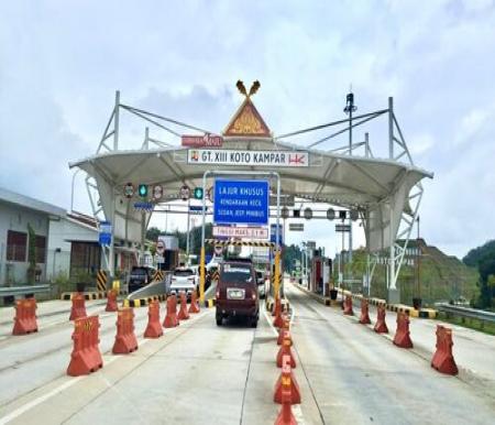 Gerbang tol Pekanbaru-XIII Koto Kampar. (Foto: Istimewa)