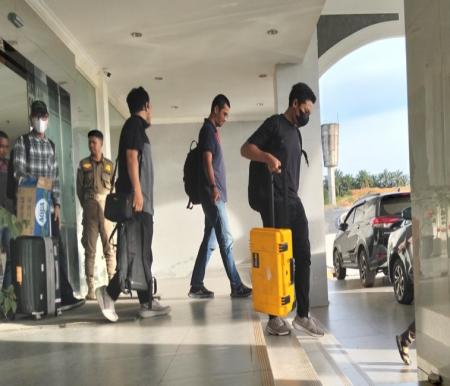 KPK kembali geledah Kantor Badan Kesbangpol Pekanbaru (foto/dini)