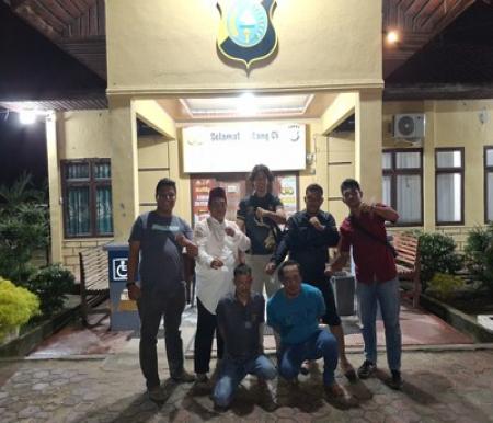 Polsek Pujud berhasil menangkap dua pelaku penyalahgunaan narkotika jenis sabu dengan berat kotor 54,02 gram. (Foto: Afrizal)