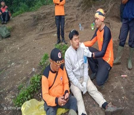 Seorang remaja asal Muko-muko, Bengkulu, mengalami hipotermia saat mendaki Gunung Kerinci (foto/detik)