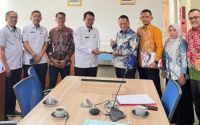 Bupati Rohil, Bistamam ajukan penambahan kampung nelayan.(foto: afrizal/halloriau.com)