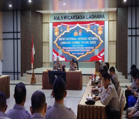 Polres Dumai menggelar Rapat Internal Operasi Ketupat Lancang Kuning 2025 di Gedung Wicaksana Laghawa (foto/bambang)