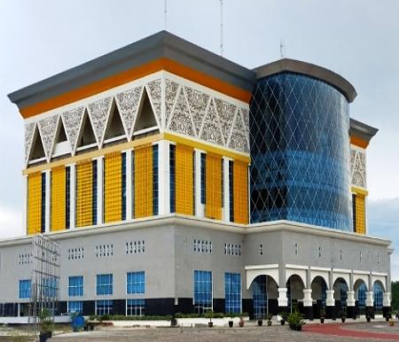 Gedung utama Komplek Perkantoran Pemko Pekanbaru di Tenayan Raya.(foto: int)